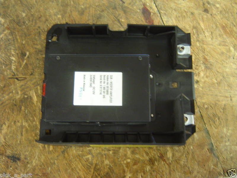 08 09 Pontiac G8 GT GXP OEM Subwoofer Amplifier Amp L76  