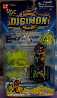 DIGIMON DX MEGAKABUTERIMON KEYCHAIN GLOWS IN THE DARK  