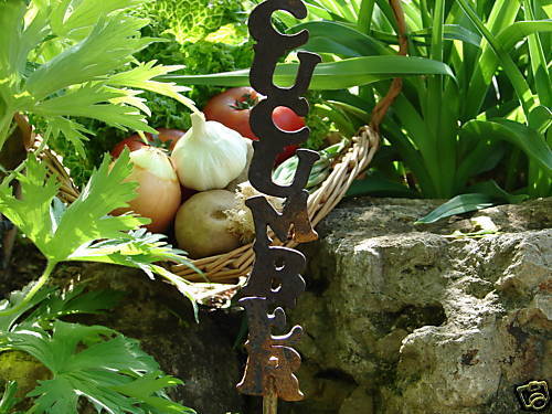 Cucumber Metal Vegetable Garden Stake Marker Label Row