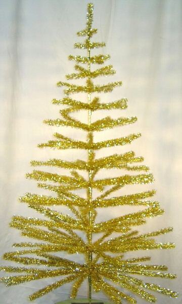 GOLD CHRISTMAS TINSEL TREE 6 FEATHER TREE  