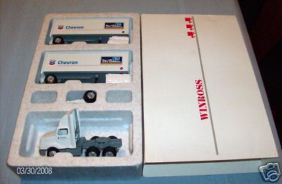 CHEVRON DELO DOUBLES WINROSS TRUCK  