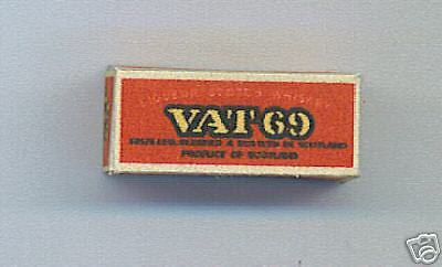 scale WWII US VAT 69 Scotch Whiskey Box  