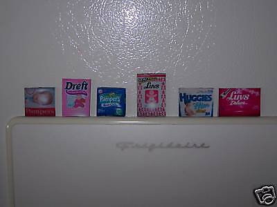 VINTAGE DISPOSABLE DIAPERS DESIGNER BOUTIQUE MAGNETS  